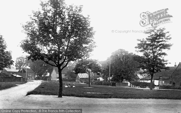 Photo of Ickleford, The Village 1903