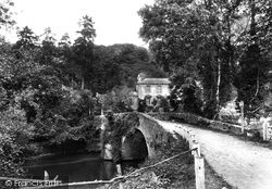 Iford, Manor And Bridge 1907, Iford Manor
