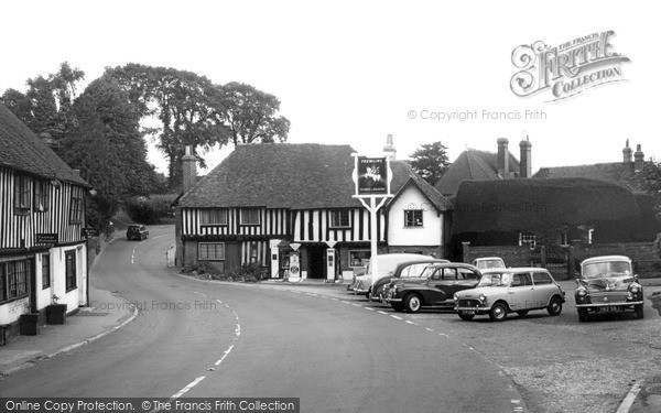 Photo of Ightham, the Square and George & Dragon c1960