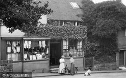 Village Shop 1901, Ightham