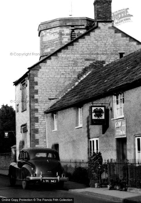 Photo of Ilchester, The Cow Inn c.1955