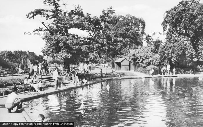 Photo of Ilford, Children's Boating Pool c.1950