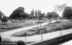 Cranbrook Park c.1965, Ilford