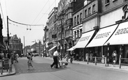The High Road 1948, Ilford