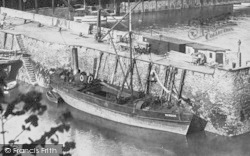 The Harbour, A Boat 1894, Ilfracombe