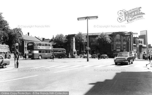 Photo of Ilkeston, Market Place c.1965