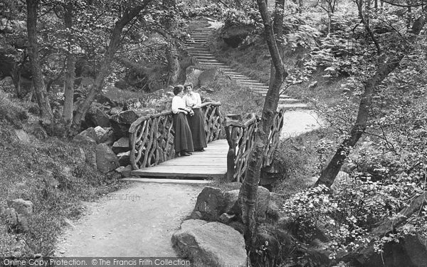 Photo of Ilkley, Ladies In Hebers Ghyll 1911