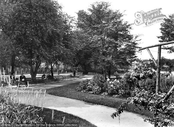 Photo of Ilkley, Parish Ghyll Park 1925