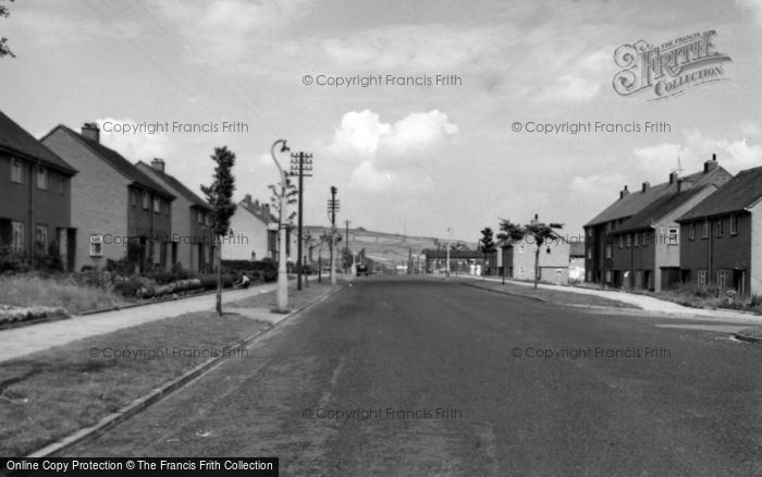 Photo of Illingworth, Illingworth Road c.1960