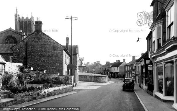 Photo of Ilminster, Silver Street c.1950