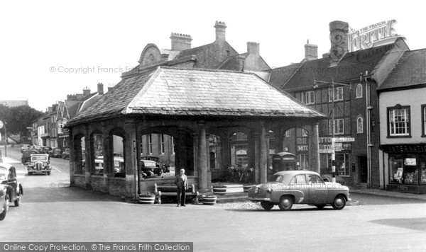 Photo of Ilminster, The Market Place c.1955