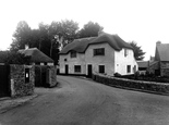 The Village 1940, Ilsington