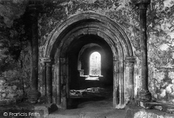 The Norman Arch And The Chapter House 1900, Inchcolm