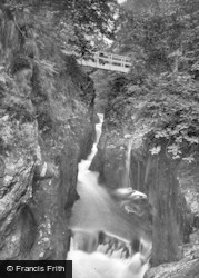Baxenghyll Gorge 1929, Ingleton