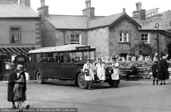 Photo of Ingleton, Bus In The Square 1929