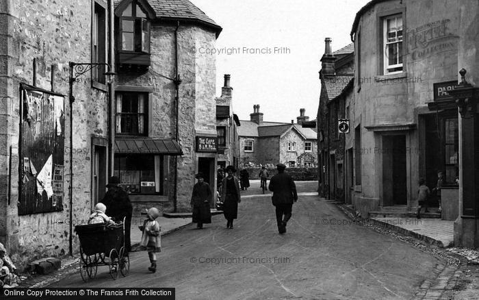 Photo of Ingleton, Pedestrians 1926