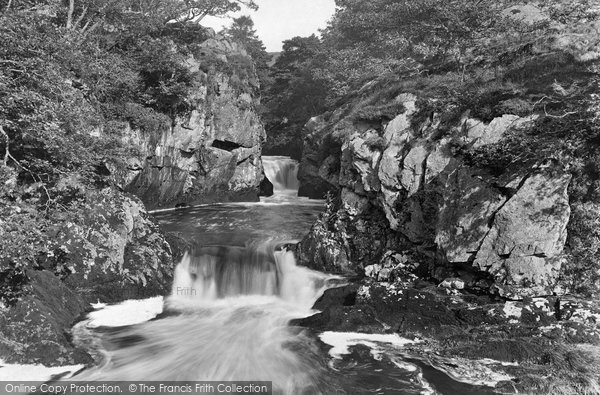 Photo of Ingleton, Rival Falls 1926