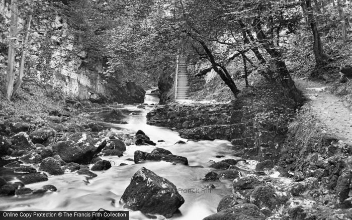 Photo of Ingleton, Swilla Glen And Steps 1926