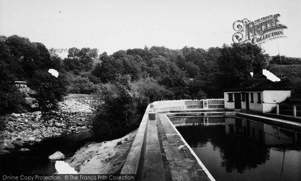 Photo of Ingleton, Swimming Pool c.1960