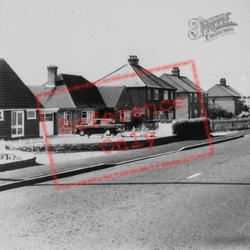 Main Road c.1965, Ingoldisthorpe