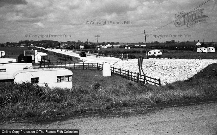Photo of Ingoldmells, Sea Lane c.1953