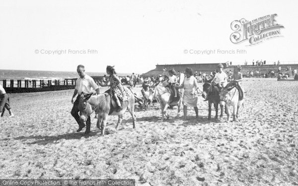 Photo of Ingoldmells, The Beach c.1965