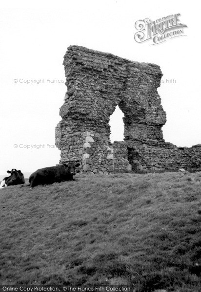 Photo of Insch, Dunnideer 1961