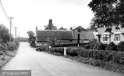 Main Road c.1950, Inskip