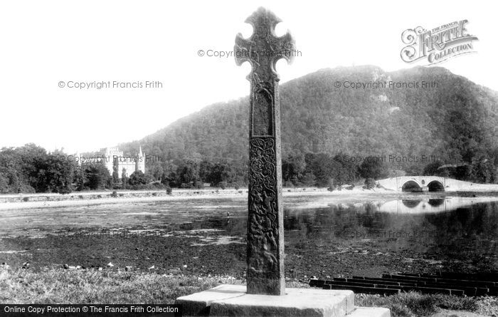 Photo of Inveraray, Cross And Castle 1899