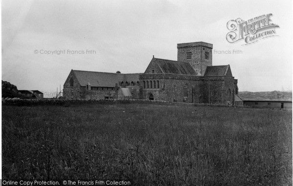Photo of Iona, Abbey 1958