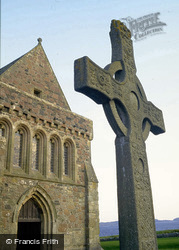 Cathedral, Celtic High Cross, St Columba's Chapel 1996, Iona