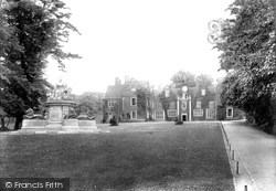 Christchurch Mansion, Christchurch Park 1904, Ipswich