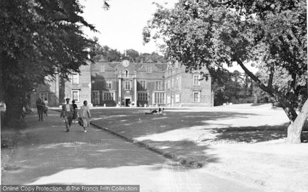 Photo of Ipswich, Christchurch Museum c.1955