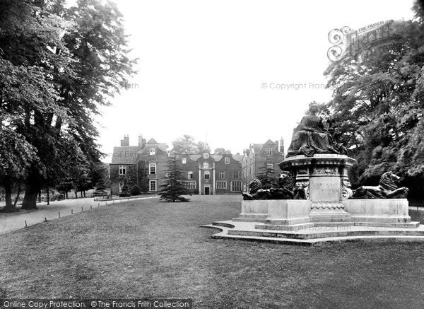 Photo of Ipswich, Christchurch Park 1921