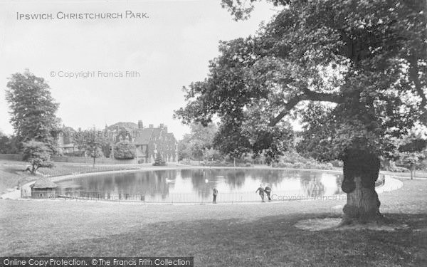 Photo of Ipswich, Christchurch Park c.1921
