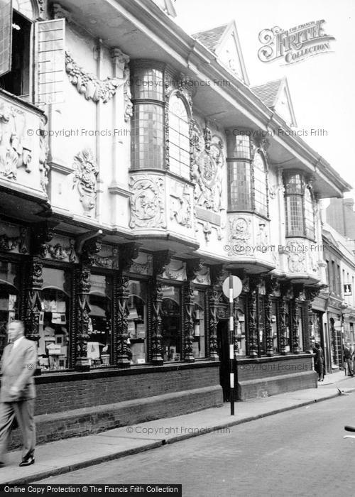 Photo of Ipswich, The Ancient House 1950