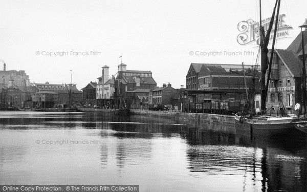 Photo of Ipswich, The Docks c.1955