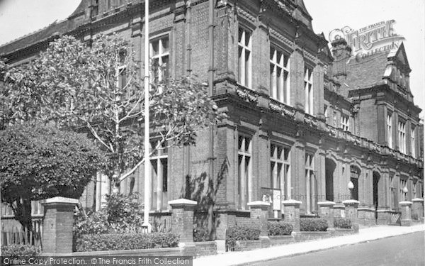 Photo of Ipswich, The Museum c.1950