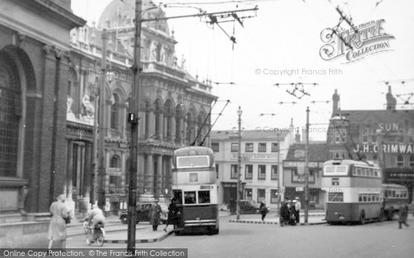 Photo of Ipswich, Town Hall c.1950