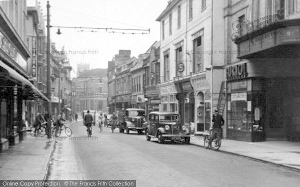 Photo of Ipswich, Westgate Street c.1950
