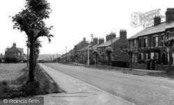 Wollaston Road c.1955, Irchester
