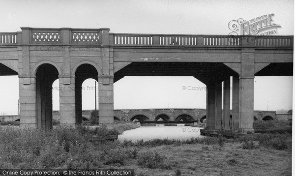 Photo of Irthlingborough, The Nene Bridges c.1960
