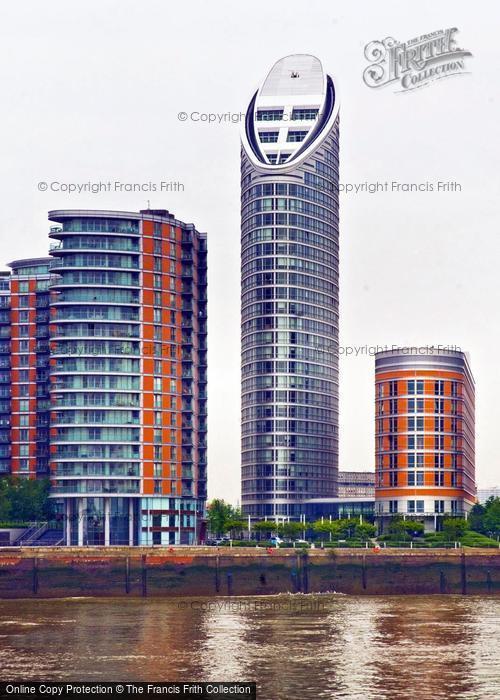 Photo of Isle Of Dogs, Modern Apartment Blocks, Coldhabour 2010