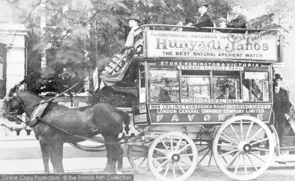 Photo of Islington, A Horse Drawn Bus c.1900