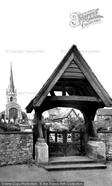 Photo of Islip, St  Nicholas Church And Lychgate c.1955