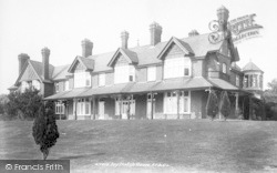 House 1901, Ivy Hatch