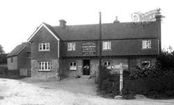 The Plough Inn 1901, Ivy Hatch