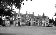 Iwerne Minster, Clayesmore School c1960