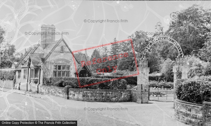 Photo of Iwerne Minster, The Lodge, Clayesmore School c.1960