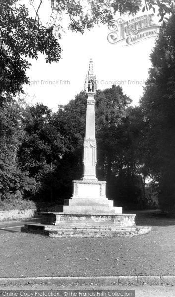 Photo of Iwerne Minster, The Memorial c.1960